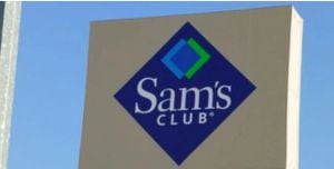 Despedidos decenas de empleados de las tiendas Sam’s Club