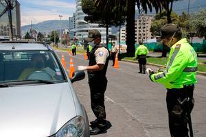 Estado de excepción: ¿Hay libre circulación vehicular en Quito de lunes a viernes?
