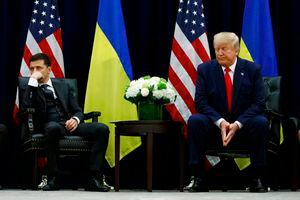"Creo que estas cosas no deberían publicarse": la reacción de presidente de Ucrania tras revelación de su conversación con Trump