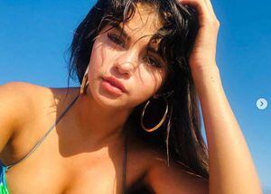 Las fotos con las que Selena Gomez demostró que la belleza no está en una talla