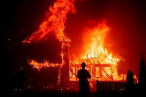 El infierno arrasó con Paradise: aumentan a 84 las víctimas fatales tras mega incendio forestal en California