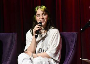 Billie Eilish recebe ameaça de morte de homem acampado próximo à sua casa: ‘não me sinto mais segura’