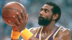 Conoce a Spencer Haywood, el jugador de Lakers que pudo ser leyenda, pero las drogas lo derrocaron