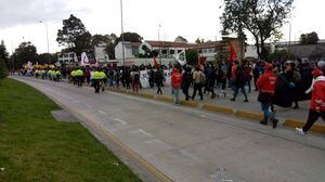 Marcha con M de Muchos trancones cerca de la Universidad Nacional
