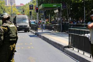Artefacto explosivo estalla en Vicuña Mackenna con Bilbao y deja cuatro heridos en pleno centro de Santiago