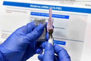 OMS alerta sobre riesgos del uso prematuro de una vacuna contra COVID-19