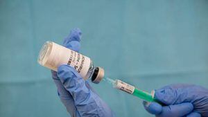 Reportan seis voluntarios fallecidos durante ensayos de la vacuna Pfizer