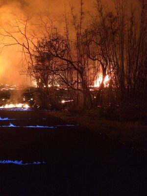 Volcán Kilauea sigue en erupción: el misterioso fenómeno de las llamas azules que impacienta a científicos internacionales
