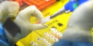Senador Girardi por coronavirus: “Hay una negligencia grave del Gobierno en los esfuerzos para mejorar la capacidad de testeo"