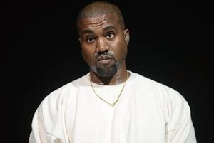 Kanye West finalmente respondió a la demanda de divorcio y dijo que él quería separarse desde hace más de un año de Kim Kardashian