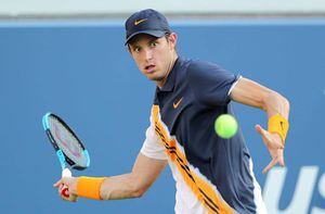 Nicolás Jarry luchó con todo pero se inclinó en un dramático partido ante John Isner en el US Open