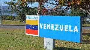 Embaixada da Venezuela em Brasília é invadida por simpatizantes de Juan Guiadó