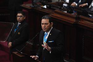 Jimmy Morales presenta último informe de gobierno ante pocos diputados