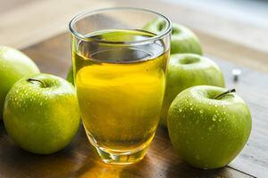Água detox de maçã e canela: queima gordura e acelera o metabolismo