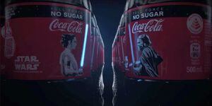Star Wars: Coca-Cola le puso un sable láser que se ilumina a sus botellas