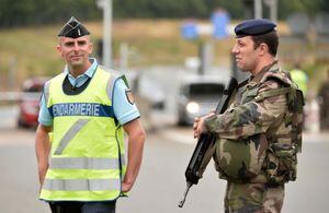 Francia: Joven de 16 años detenida por "planear atentado terrorista"