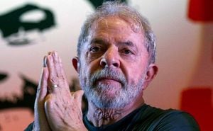 Juez supremo de Brasil emitió un fallo que puede liberar al expresidente Lula da Silva