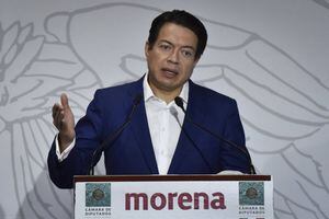 Mario Delgado aventaja encuestas para dirigir Morena, revela Enkoll