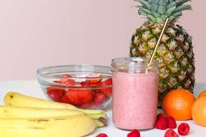 El delicioso y saludable smoothie de piña y mandarina para comenzar el fin de semana con energía