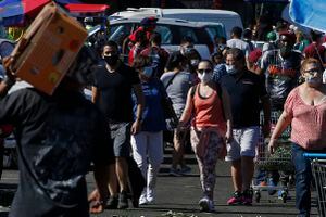 No se podrá salir a comprar a ferias y supermercados en fin de semana de cuarentena: sólo podrán funcionar en delivery