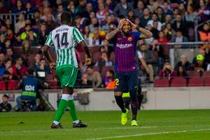 Arturo Vidal entró desde la banca para sumar su segundo gol y una asistencia en Barcelona