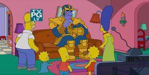 Los Simpsons le rinde homenaje a Thanos y los Avengers en la típica escena del sofá