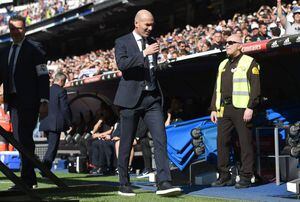 Zidane vuelve a advertir de una revolución en Real Madrid: "Habrán cambios, es algo obligatorio"