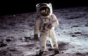 ¿Estuvimos en la Luna o fue un montaje creado en Hollywood? Expertos aclaran la teoría