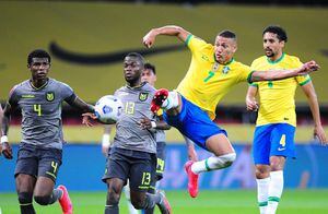Brasil vs Ecuador (2-0): La 'Tri' pierde ante la 'Canarinha' en Porto Alegre