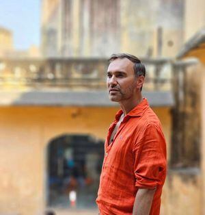 “Me siento con menor autoridad de juzgar a nadie”: Jordi Castell compartió profundas reflexiones por su viaje físico y espiritual a la India