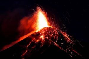 El súper volcán que podría acabar con la vida humana, dice reconocido autor