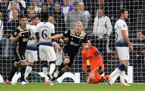 El milagroso Ajax vuelve a golpear de visita en la Champions tras derrotar a Tottenham