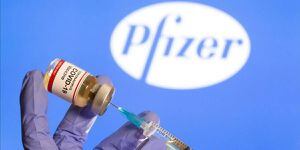 Chile podría aprobar el miércoles la vacuna del laboratorio Pfizer