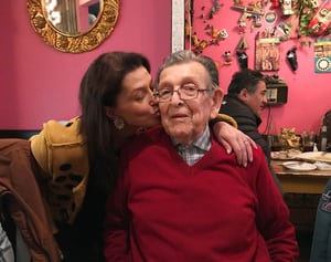 Carolina Arregui  despide a su padre: "Seguirás vivo en mi corazón"