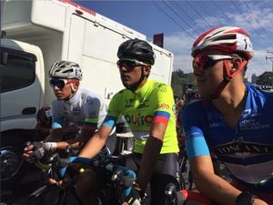 Sebastián Novoa ganó la primera etapa de la Vuelta Ciclística a Ecuador