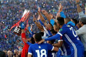 La U de Hoyos toma fuerza y amenaza una marca azul de 17 años
