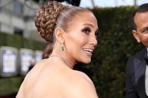 Jennifer Lopez: la prenda de vestir que más de tres millones de personas admiraron