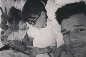 Ricky Martin muestra cómo se divierte con sus hijos los fines de semana