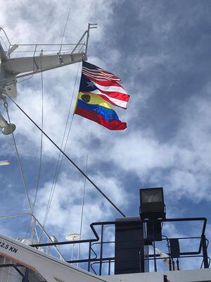 Barco con ayuda humanitaria fue previamente acordado por Rosselló y Guaidó