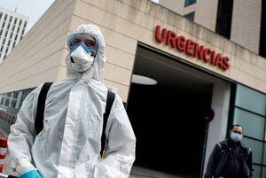 España reporta 769 muertos por coronavirus en un día. En total 4. 858 fallecidos