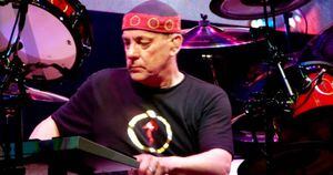 Neil Peart, o virtuoso baterista do Rush, morre aos 67 anos
