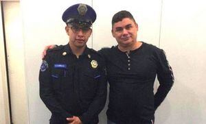 Hombre encuentra USD 2.668 en el bus y los devuelve