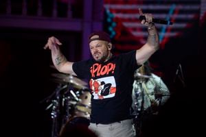 Residente se burla con ironía de los reguetoneros que critican las nominaciones a los Latin Grammy