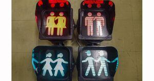 Prefeitura de SP põe símbolo de casais homoafetivos nos semáforos de pedestres