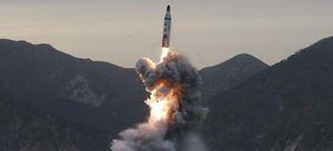 Vuelve la tensión: China anuncia que probó un nuevo misil cerca de costas coreanas