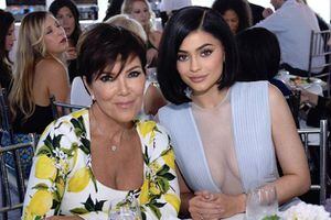 La tierna foto con la que Kylie Jenner felicitó a su mamá por su cumpleaños