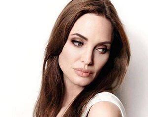 Angelina Jolie podría difundir un video de Brad Pitt borracho para ganar la custodia de sus hijos, aseguran fuentes