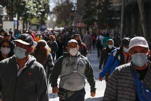 Juicio al manejo de la pandemia de coronavirus a un año del primer caso en Chile