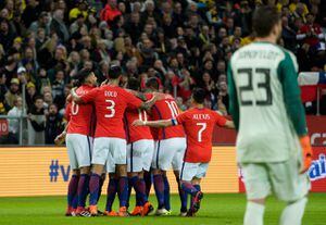 Chile aprobó el examen ante Suecia y dejó buenas sensaciones en el debut de Reinaldo Rueda