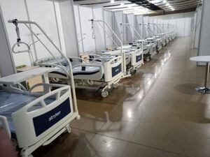 Minsal enfrenta críticas por utilización de Espacio Riesco como hospital coronavirus: "No se pueden poner camas en cualquier parte"
